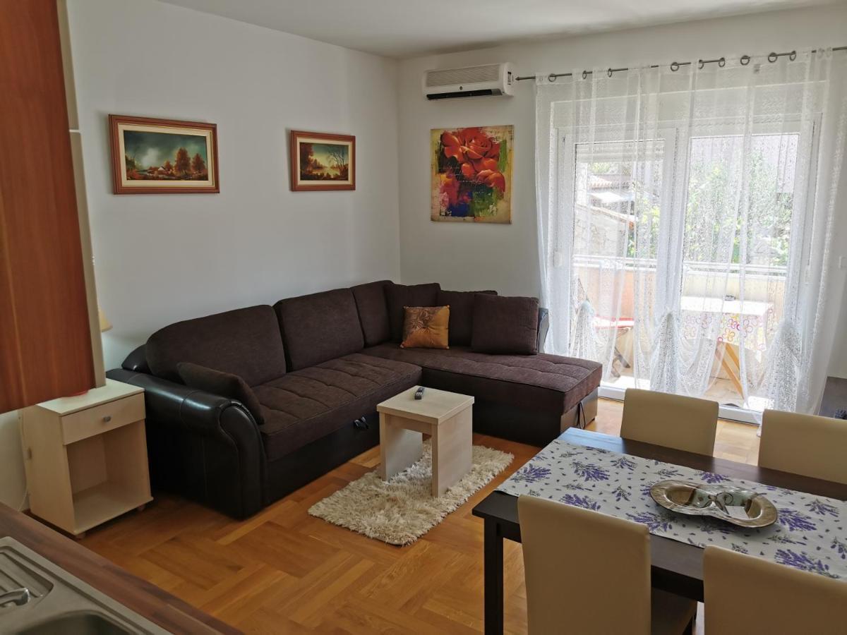 Mara Apartman Cres