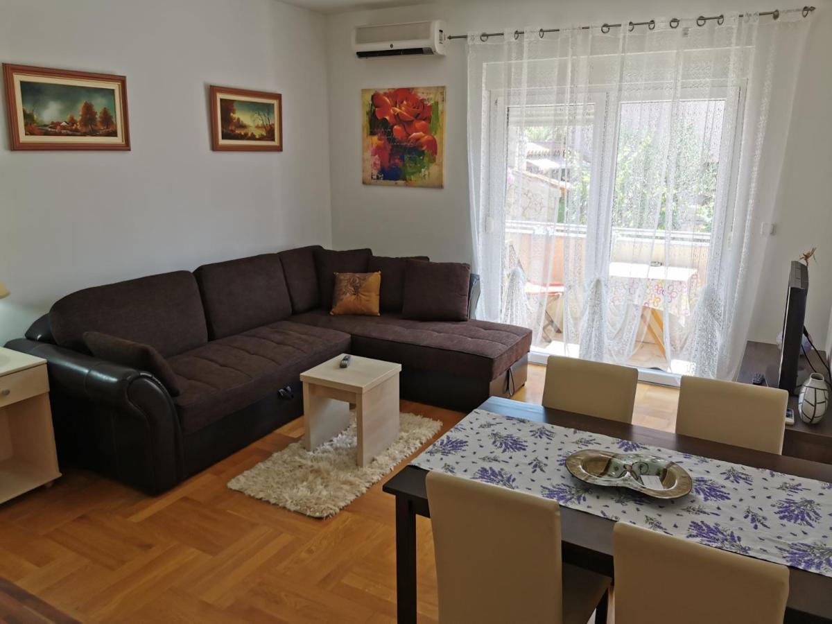 Mara Apartman *
