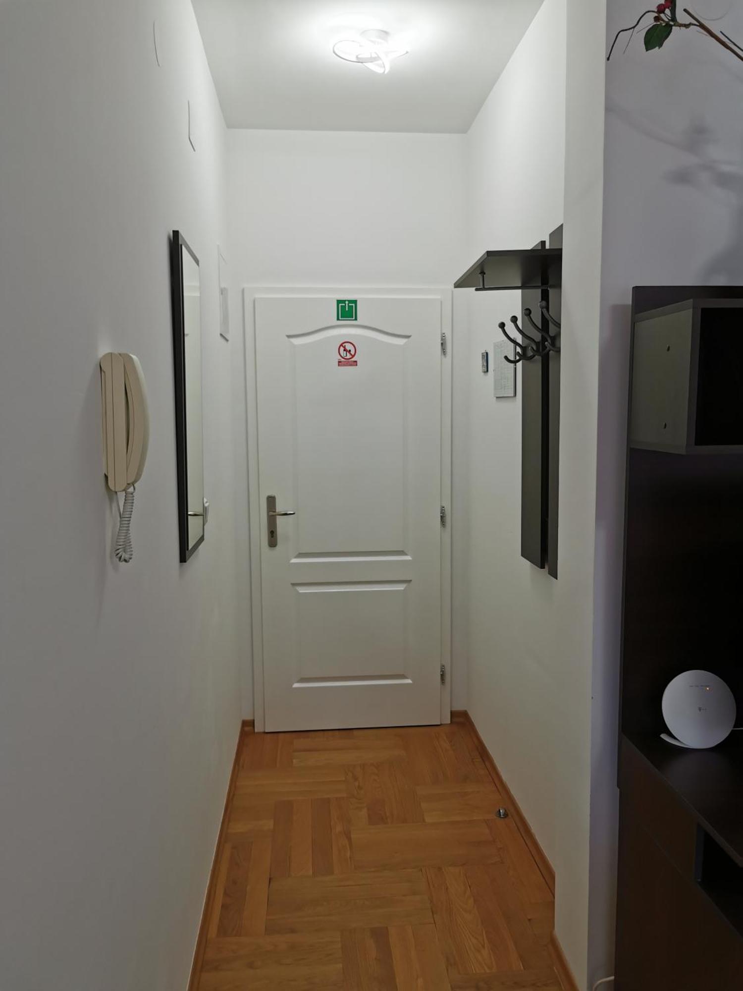 Apartman Mara *