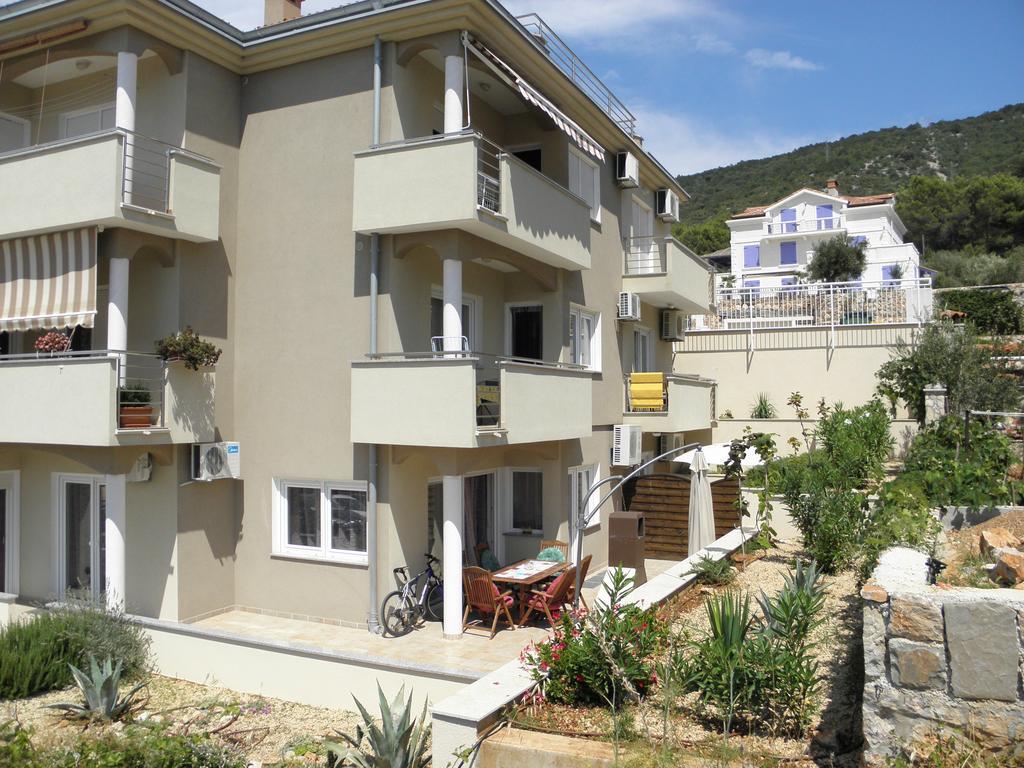 Apartman Mara *