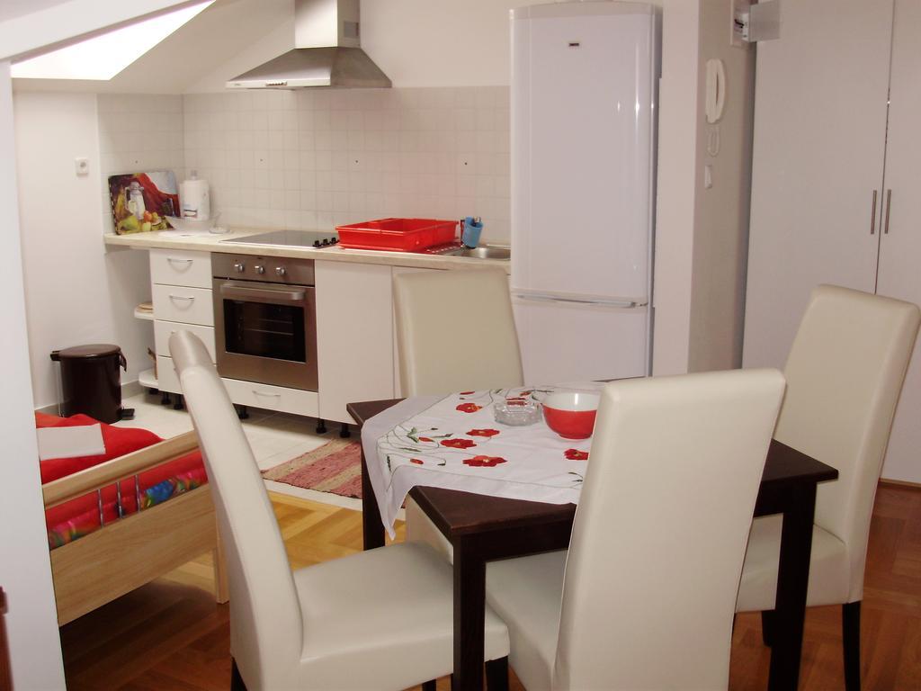 Mara Apartman
